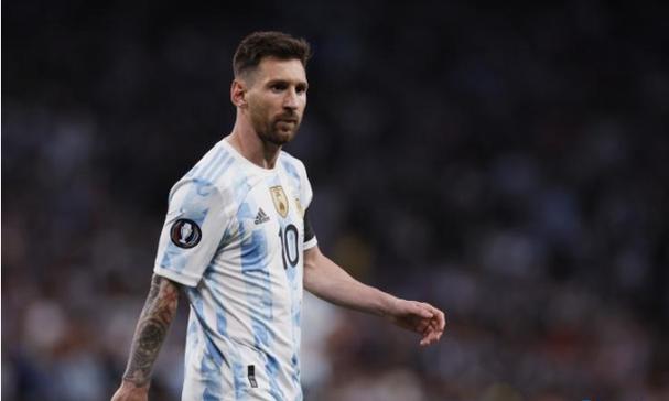 《甄嬛传》播出十三年，为何仍让我们“上头”？